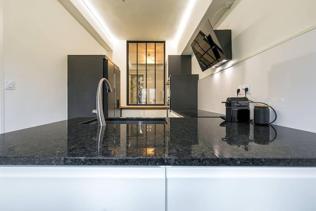 Apartamento Le Hardi Dijon Exterior foto