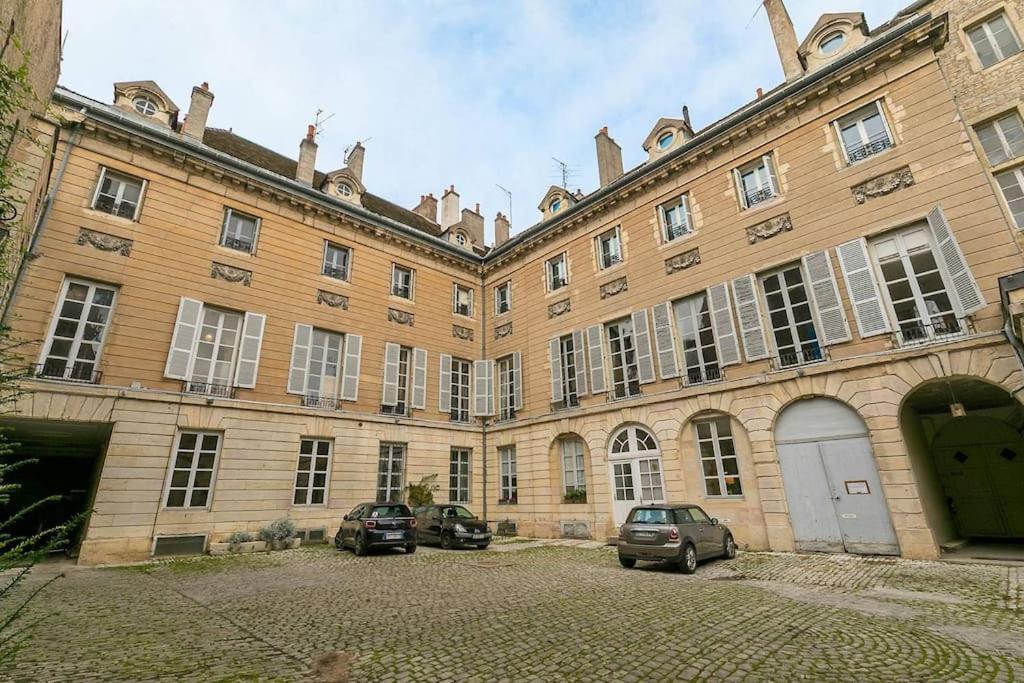 Apartamento Le Hardi Dijon Exterior foto
